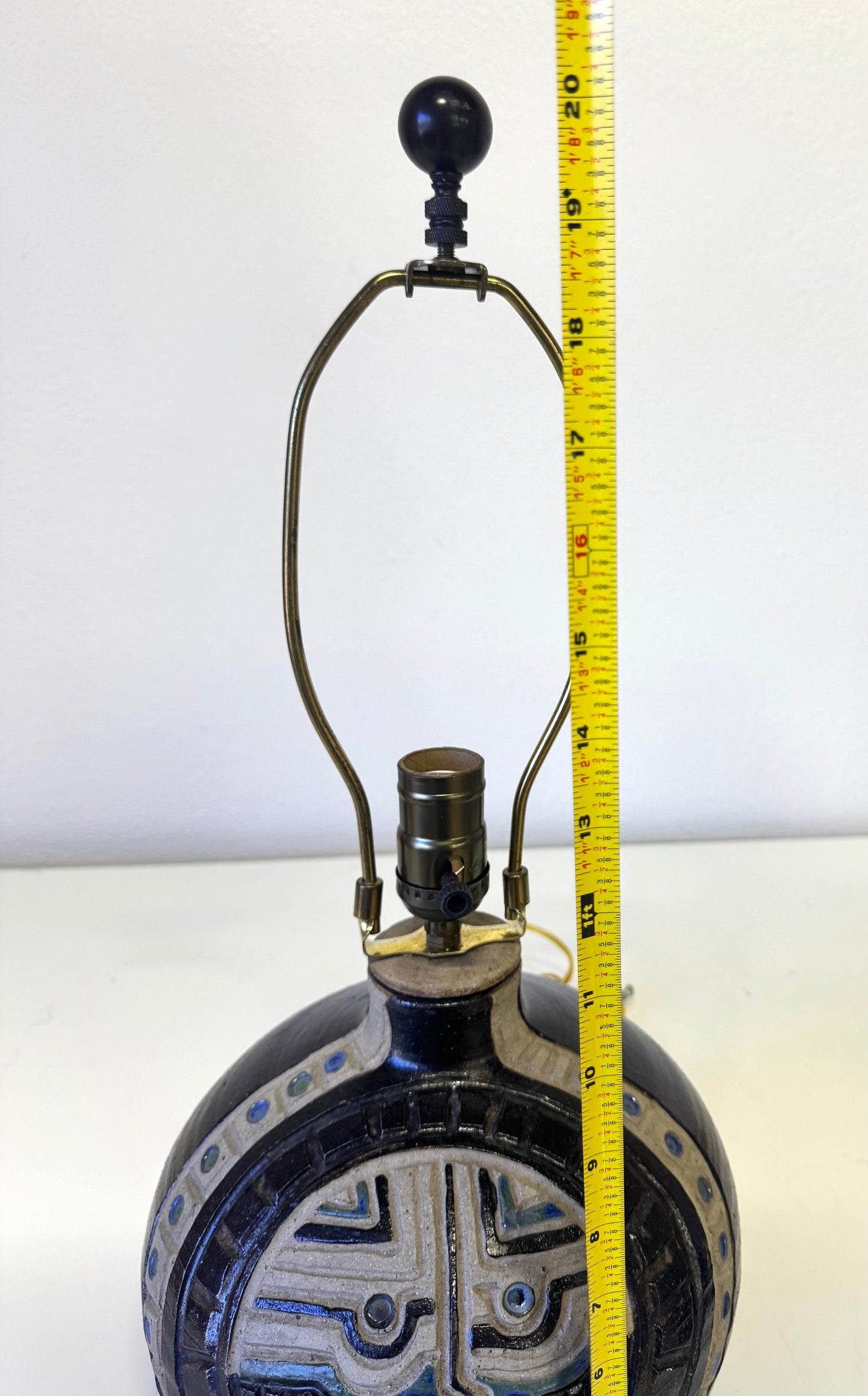 Vintage Mid Century Ceramic Art Pottery Lamp Signed Cervantes Mexico