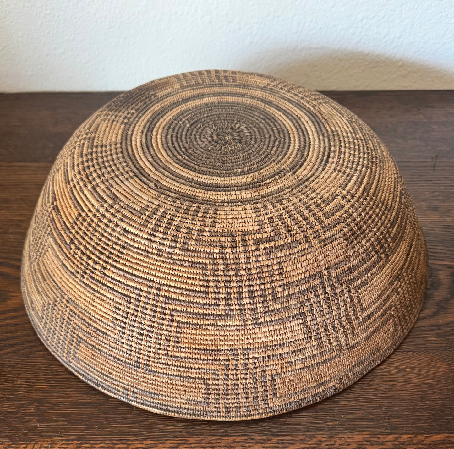 Antique Native American Indian Apache Basket Circa Early 20th Century