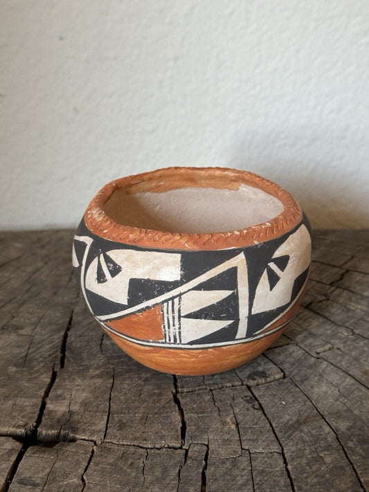 Vintage Acoma Vase Pottery Signed Acoma N. M. 3” Tall