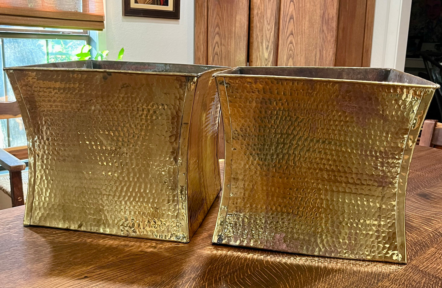 Vintage Pair Of Italian Hammered Brass Jardiniere Planters