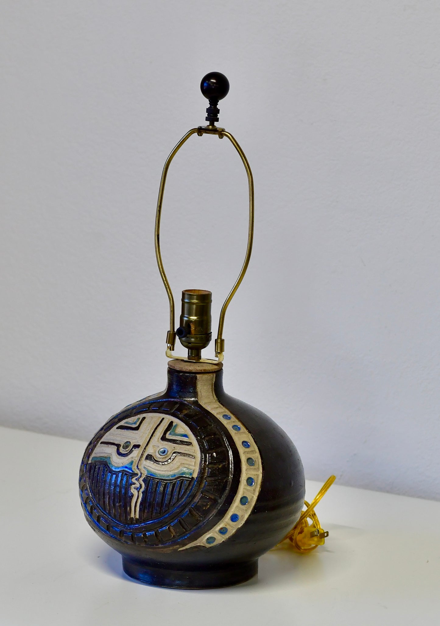 Vintage Mid Century Ceramic Art Pottery Lamp Signed Cervantes Mexico