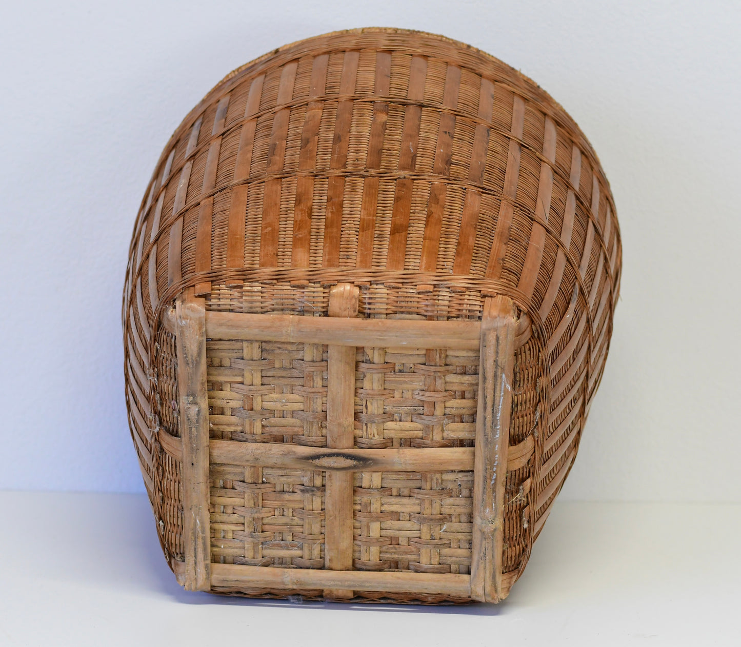 Vintage Mid-Century Era Chinese Bamboo Woven Basket Planter Chinoiserie