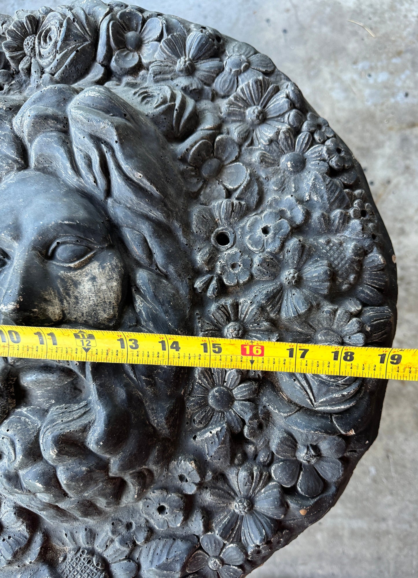 Vintage Cast Concrete Cement Figural Flower Face Sculpture Plaque 19” Diameter