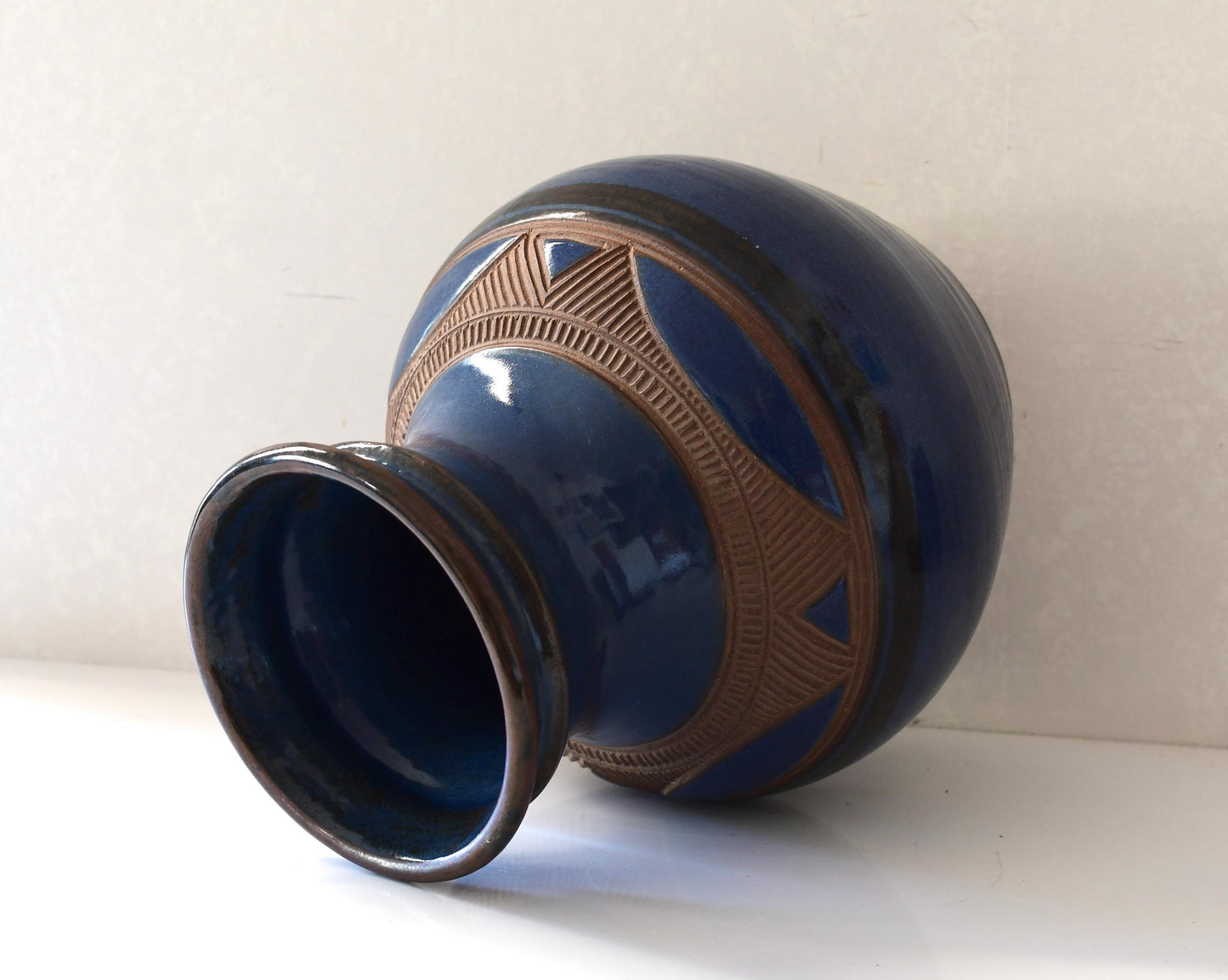 Vintage Maraba Art Pottery Vase By Ashihu Aliyu Nigeria 13” Tall
