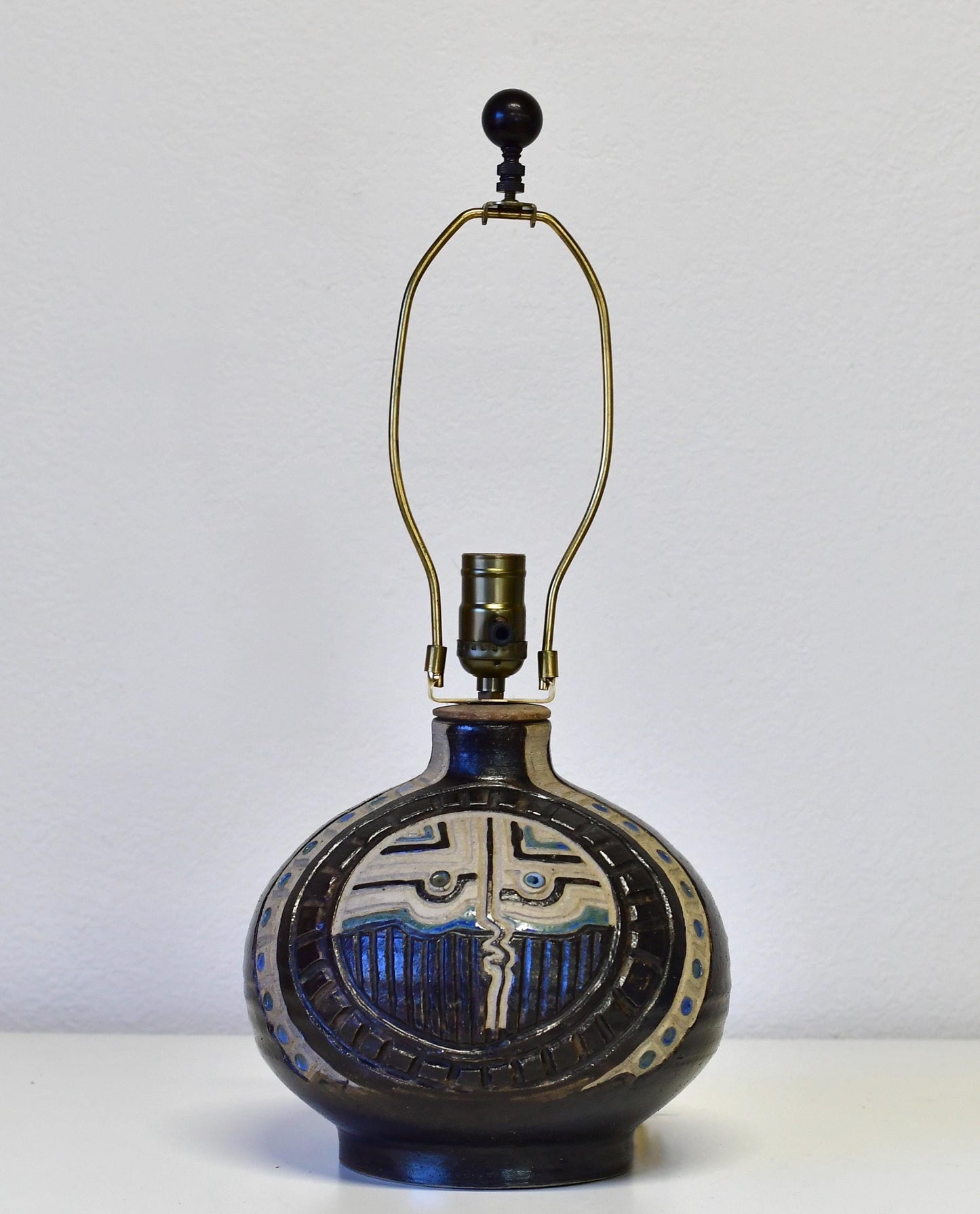 Vintage Mid Century Ceramic Art Pottery Lamp Signed Cervantes Mexico