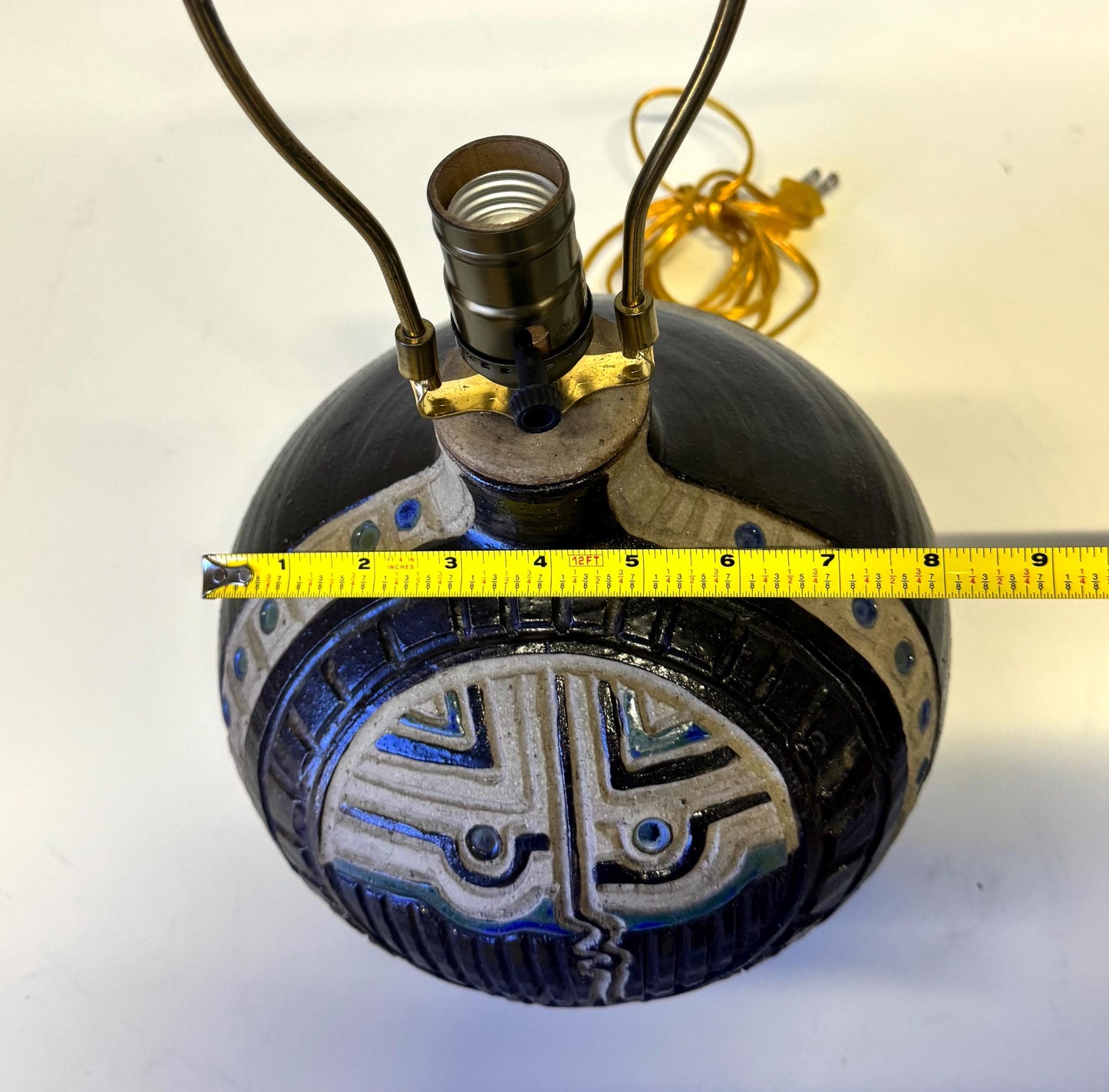 Vintage Mid Century Ceramic Art Pottery Lamp Signed Cervantes Mexico
